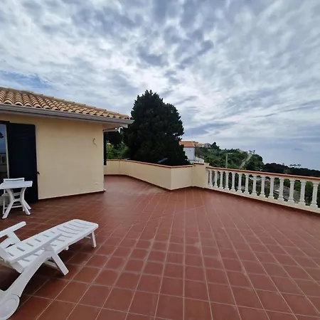 Le Terrazze By Interhome *
